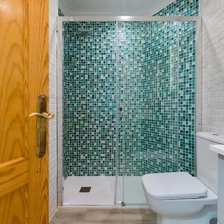 2 Bedrooms & Spectacular Views In Part Of Canteras Apartment *