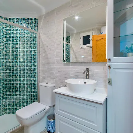 2 Bedrooms & Spectacular Views In Part Of Canteras Apartment