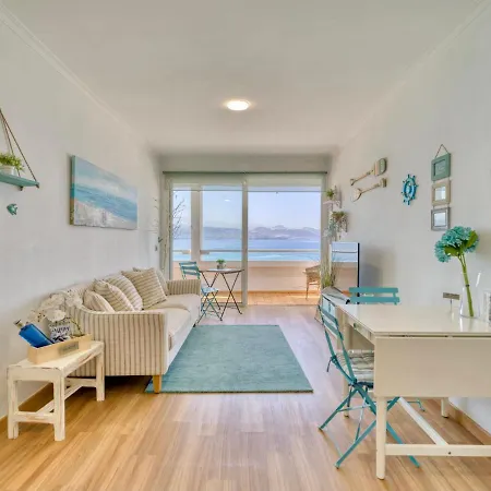 2 Bedrooms & Spectacular Views In Part Of Canteras Apartment *